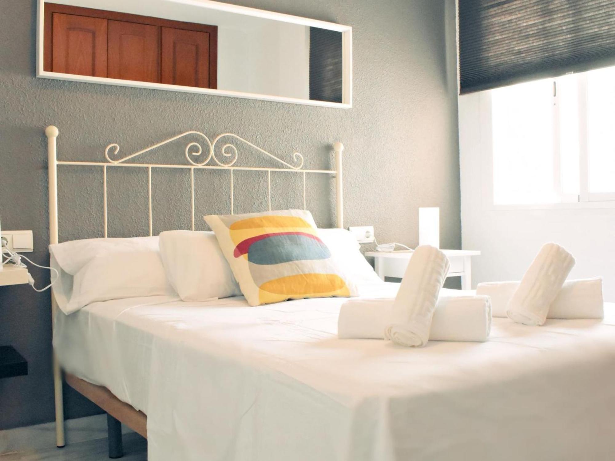 Fabuloso Apartamento Junto Al Soho Con Parking Privado Málaga Eksteriør bilde